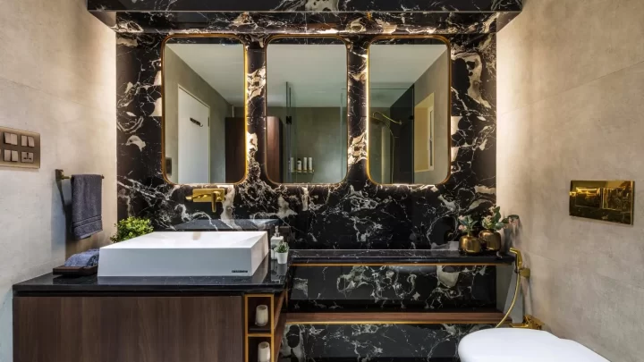 Maximizing Space in a Small Bathroom With Clever Storage Ideas
